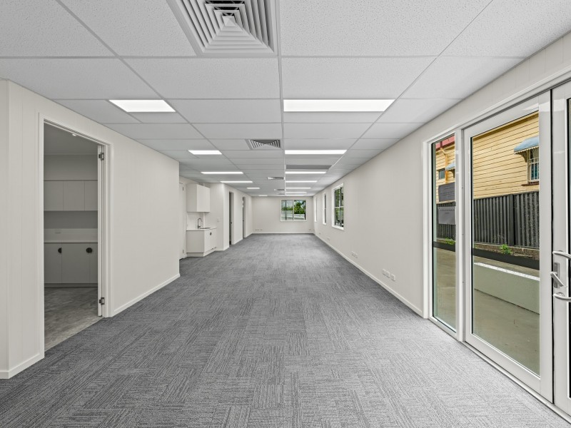 15 Didsbury Street, East Brisbane QLD 4169