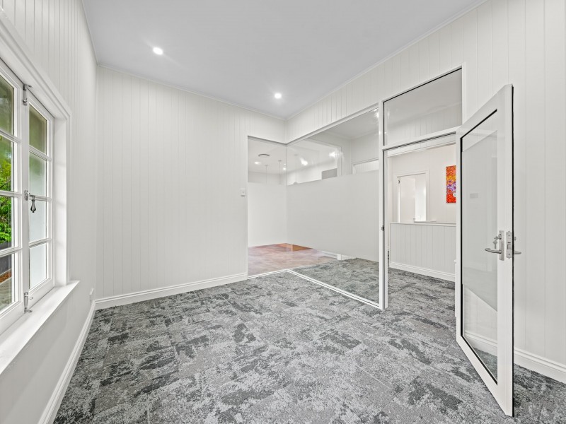 15 Didsbury Street, East Brisbane QLD 4169