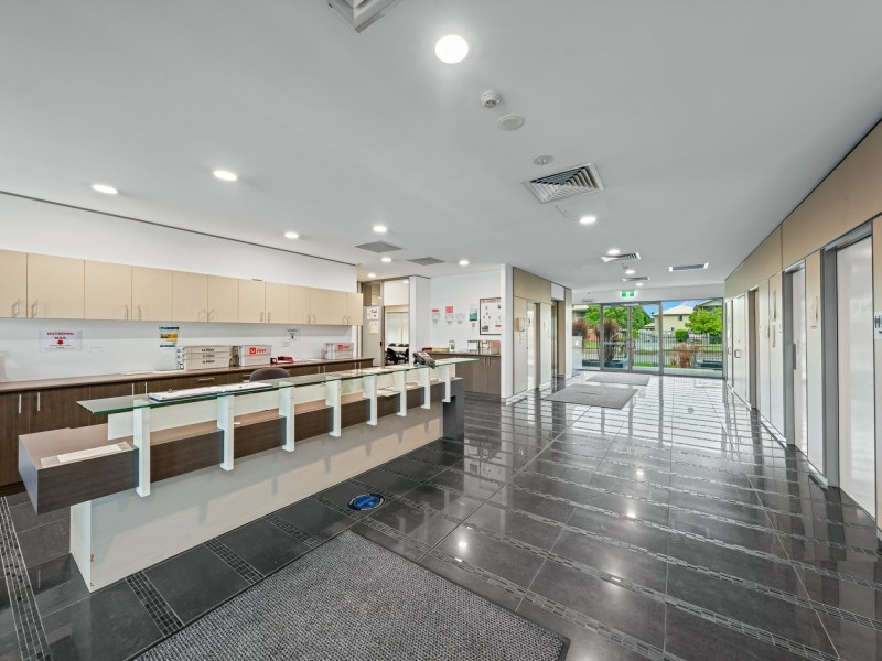 11-13 University Drive, Meadowbrook QLD 4131