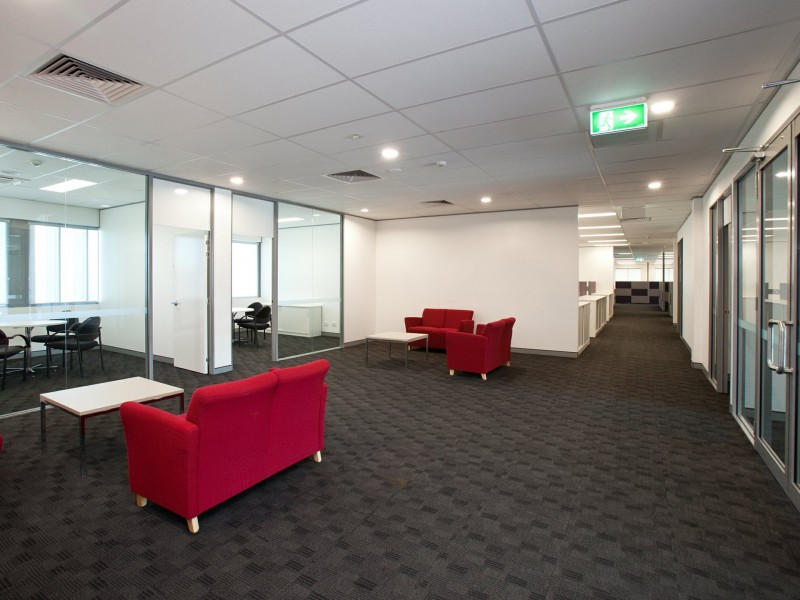 11-13 University Drive, Meadowbrook QLD 4131