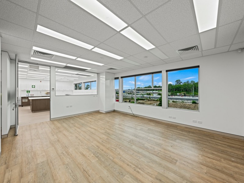 205/2700 Logan Road, Eight Mile Plains QLD 4113
