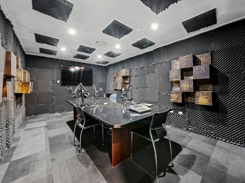 9 Godwin Street, Bulimba QLD 4171