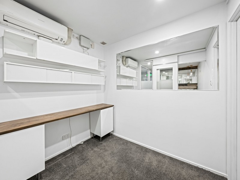 20 Racecourse Road, Ascot QLD 4007