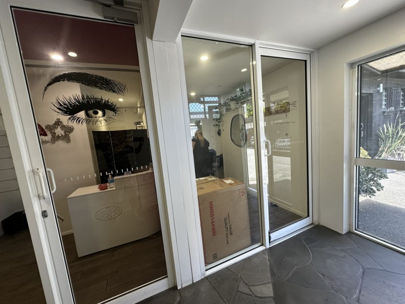 20 Racecourse Road, Ascot QLD 4007