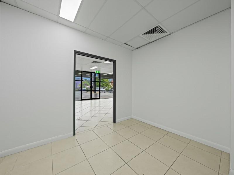 5/8 Commercial Drive, Springfield QLD 4300