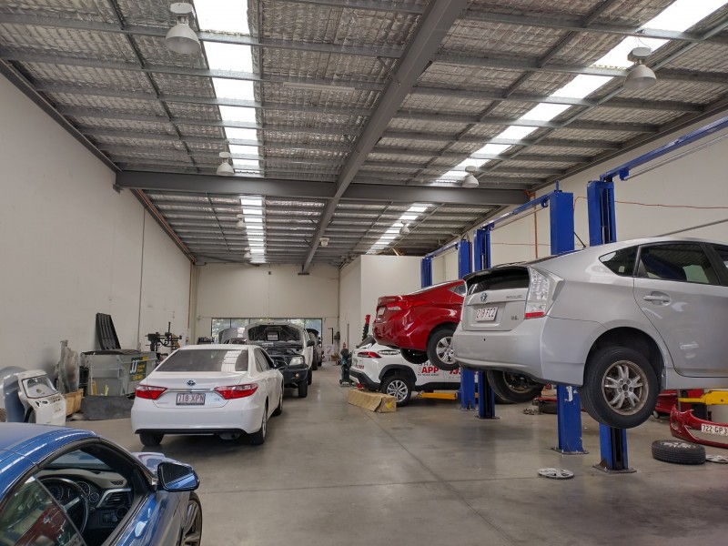 2/33 Meakin Road, Meadowbrook QLD 4131