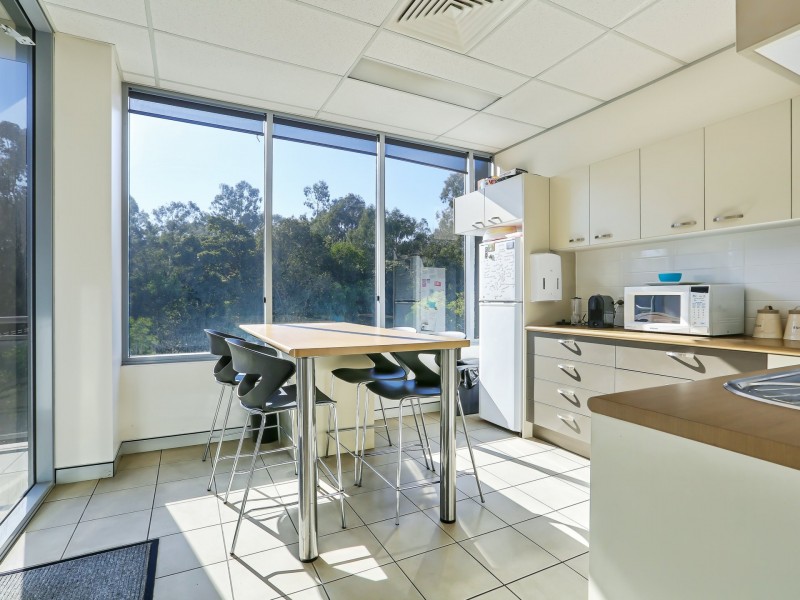 7 & 8/3950 Pacific Highway, Loganholme QLD 4129