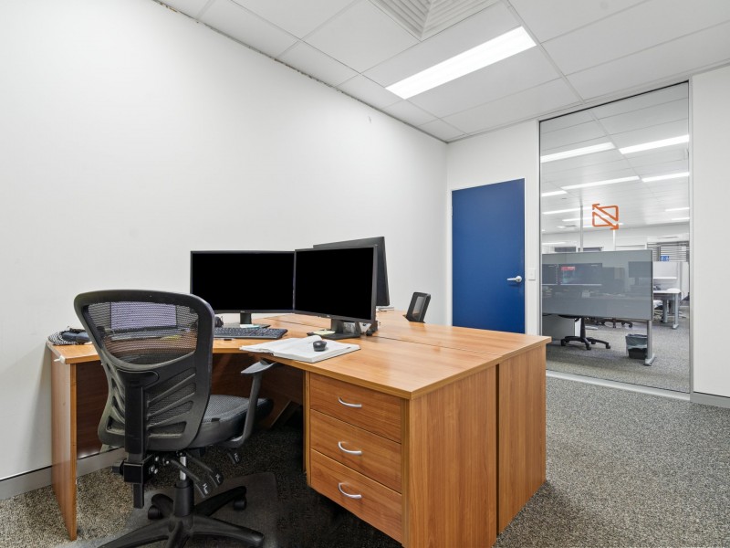 18 Vanessa Boulevard, Springwood QLD 4127