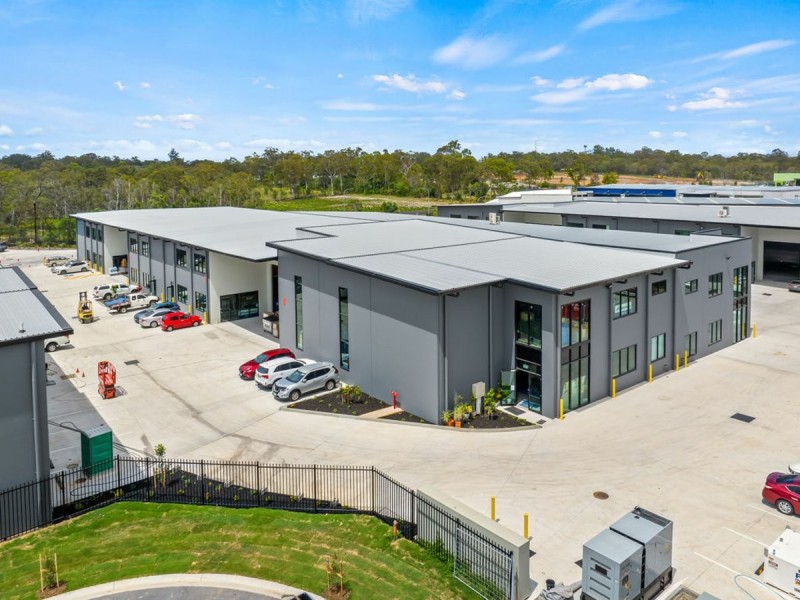 8, 9, 10 & 11/16-26 Prospect Place, Park Ridge QLD 4125