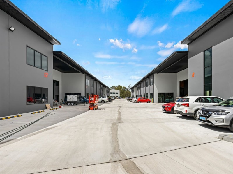 8, 9, 10 & 11/16-26 Prospect Place, Park Ridge QLD 4125