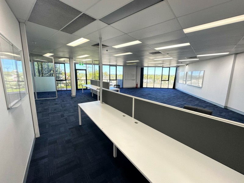 1-3/2 Jamberoo Street, Springwood QLD 4127