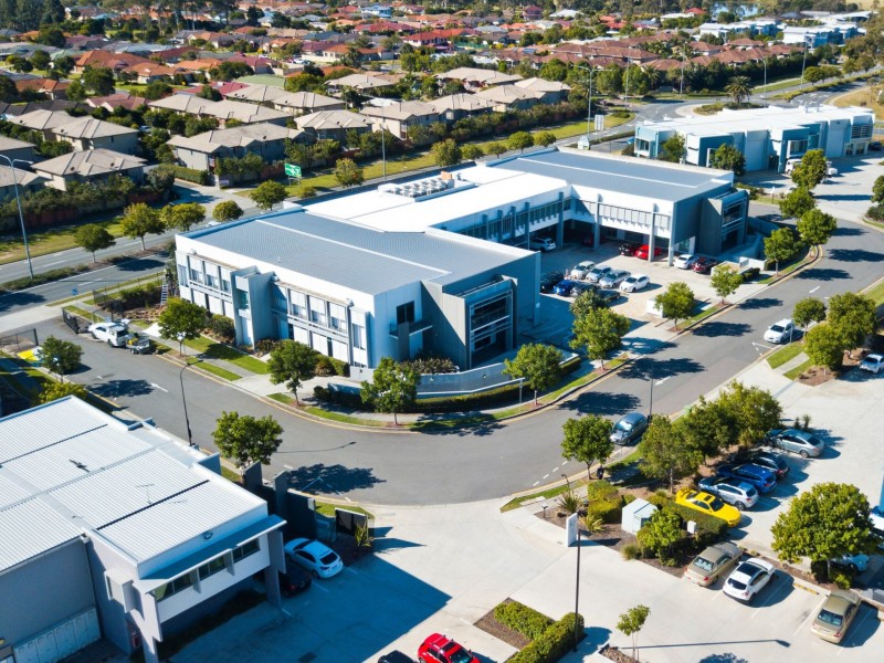 11-13 University Drive, Meadowbrook QLD 4131