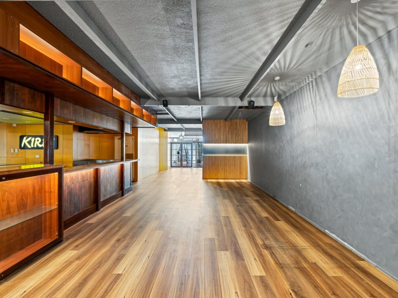 Shop 1/43-47 Brisbane Road, Newtown QLD 4305