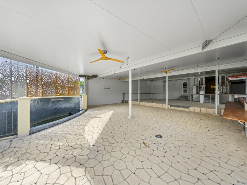 Shop 1/43-47 Brisbane Road, Newtown QLD 4305