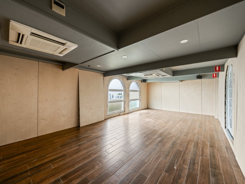 Shop 1/43-47 Brisbane Road, Newtown QLD 4305