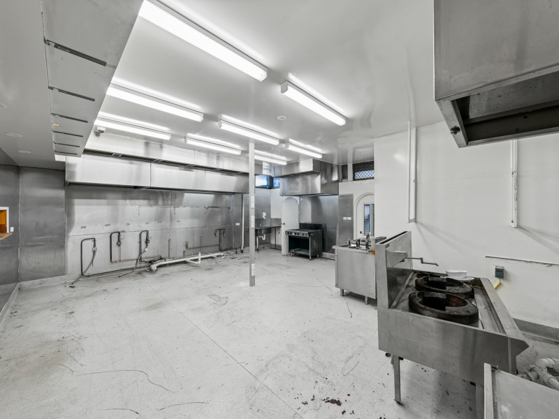 Shop 1/43-47 Brisbane Road, Newtown QLD 4305