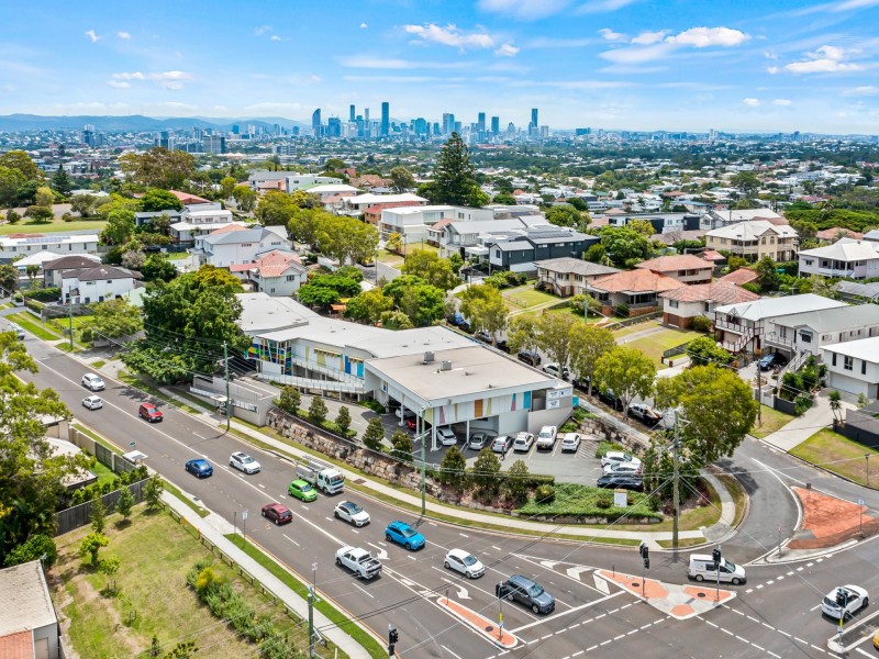 109 Waverley Road, Camp Hill QLD 4152