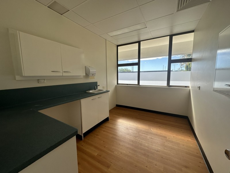 1000 Logan Road, Holland Park West QLD 4121