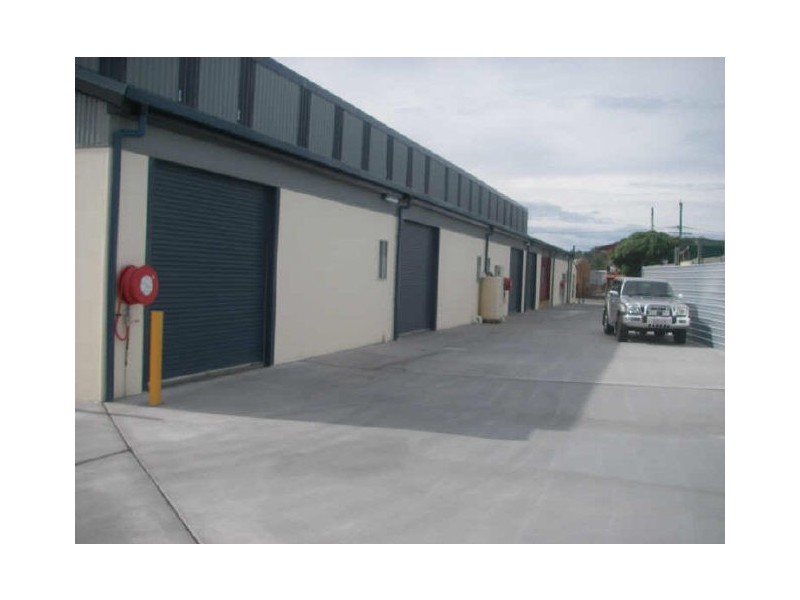 2/49 Currumbin Creek Rd, Currumbin Waters QLD 4223