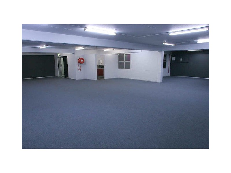 4/9 Frinton Street, Southport QLD 4215