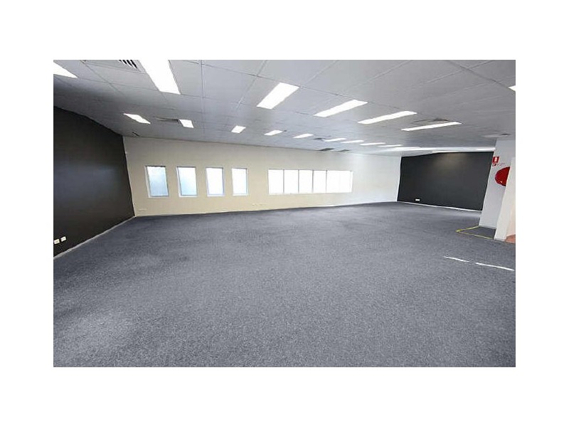 7/9 Frinton Street, Southport QLD 4215