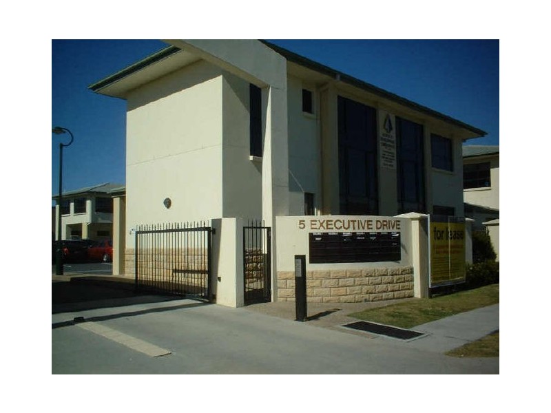 7/5 Executive Drive, Burleigh Waters QLD 4220