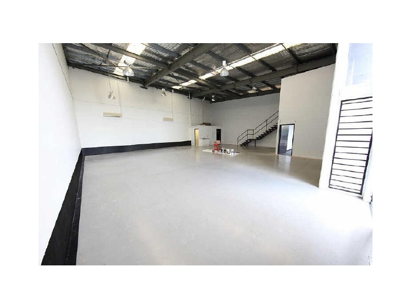 1/4 Pirelli Street, Southport QLD 4215