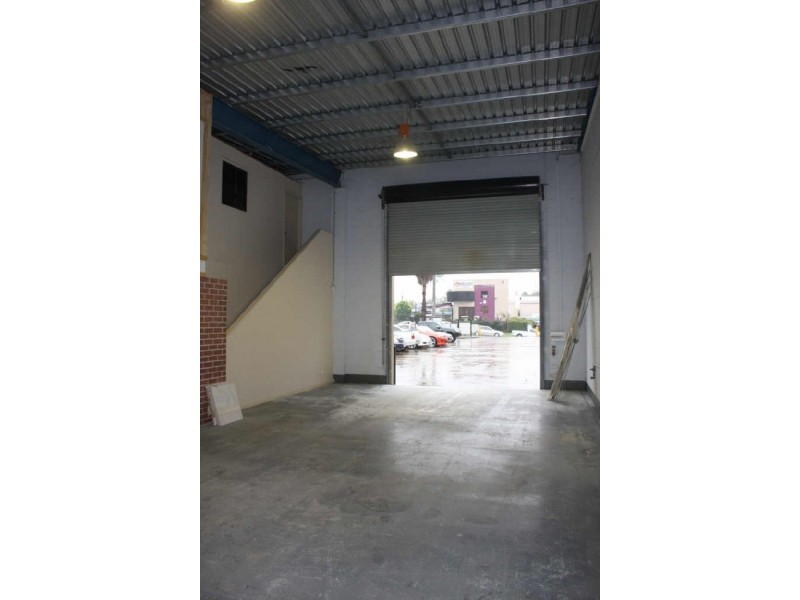 5/20 Manufacturer, Molendinar QLD 4214