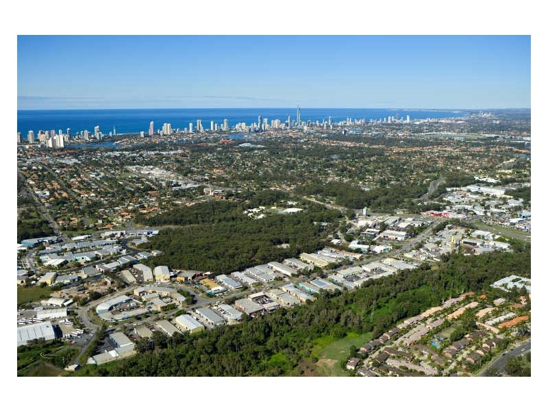 8/26 Bailey Cr, Southport QLD 4215