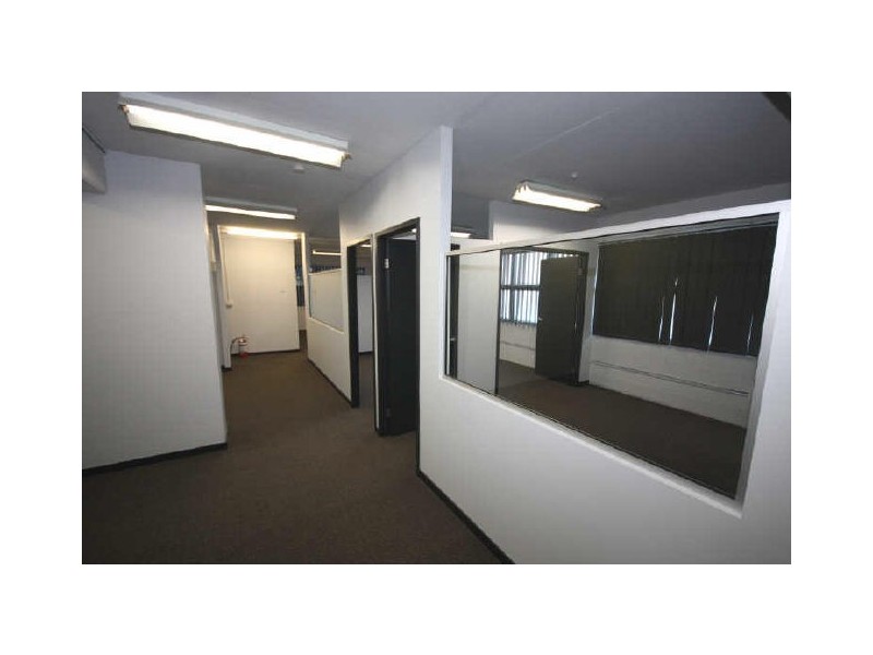 3/9 Frinton Street, Southport QLD 4215