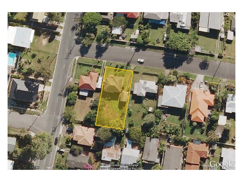 18 Fourth Street, Labrador QLD 4215