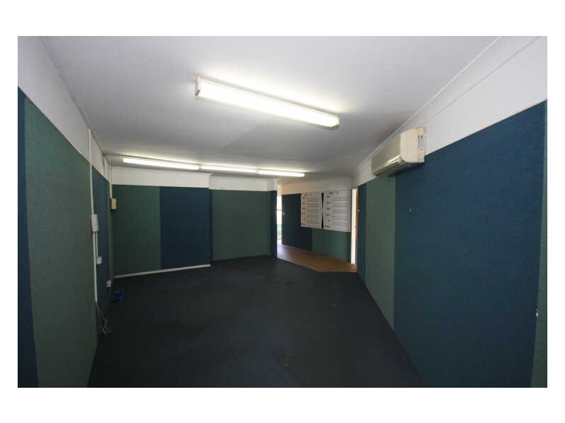 4A/9 Technology Drive, Arundel QLD 4214