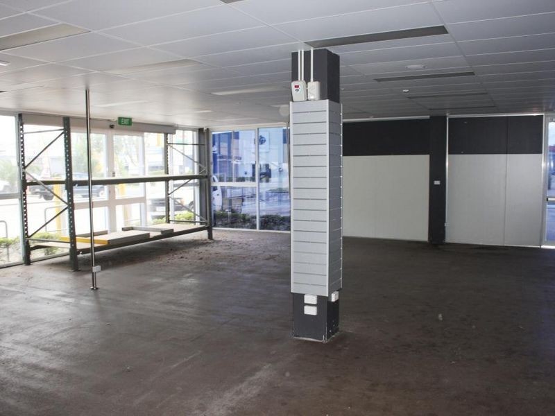 57 Lawrence Dr, Nerang QLD 4211