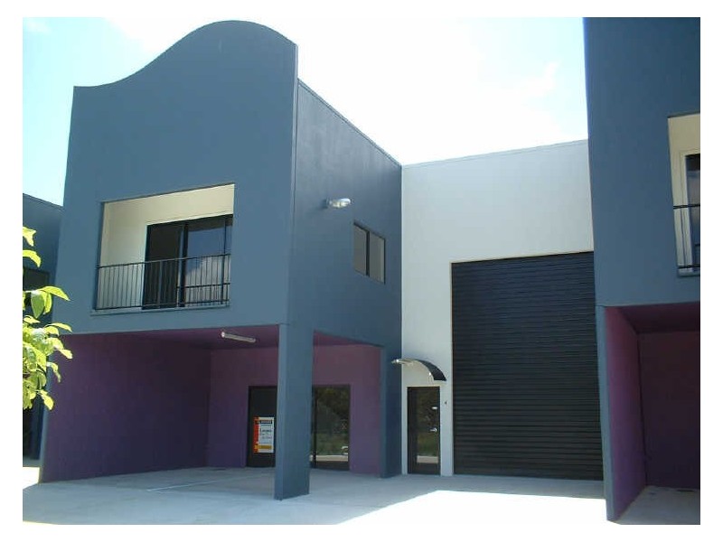 4/1 Crown Court, Varsity Lakes QLD 4227