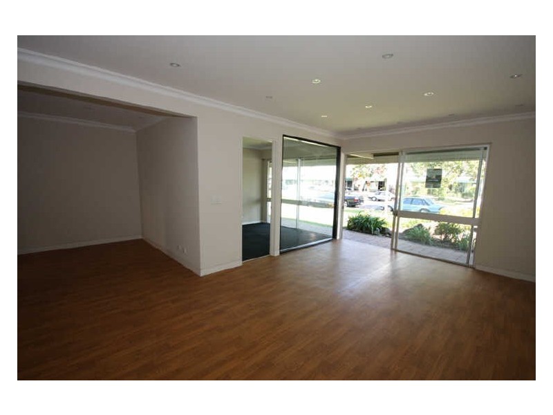 5 & 6/5 Traders Way, Currumbin QLD 4223