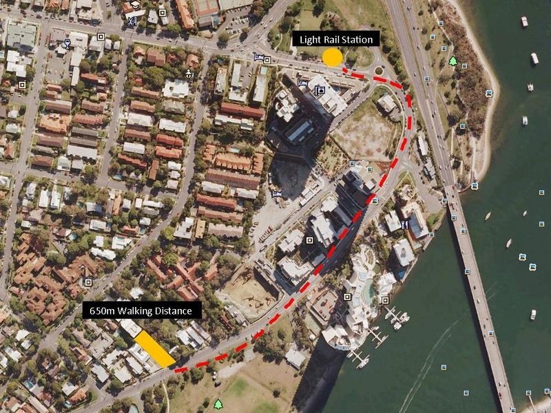30 Brighton Pde, Southport QLD 4215