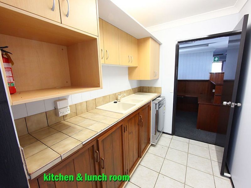 6/9 Frinton Street, Southport QLD 4215
