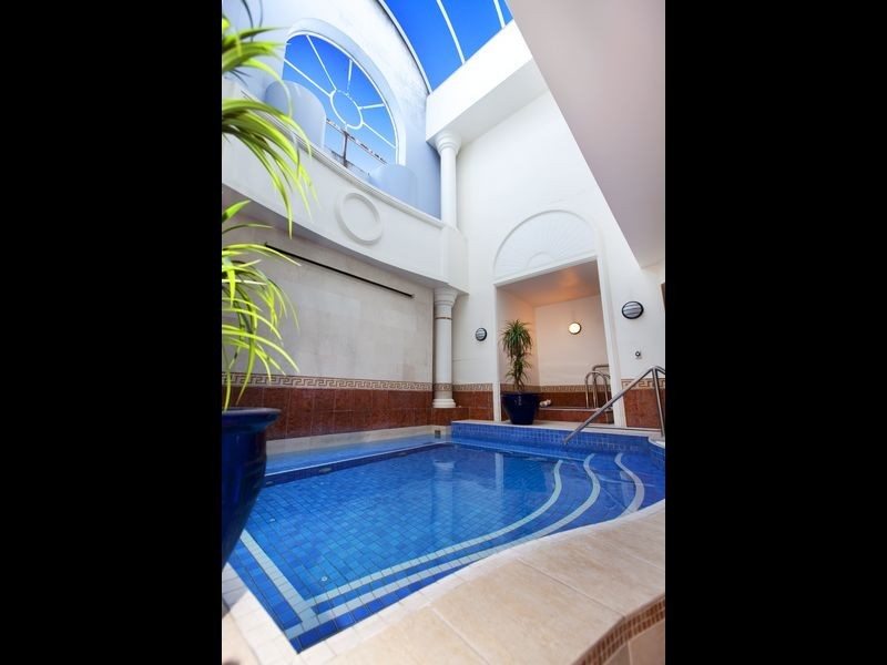 170/24 Queensland Avenue, Broadbeach QLD 4218
