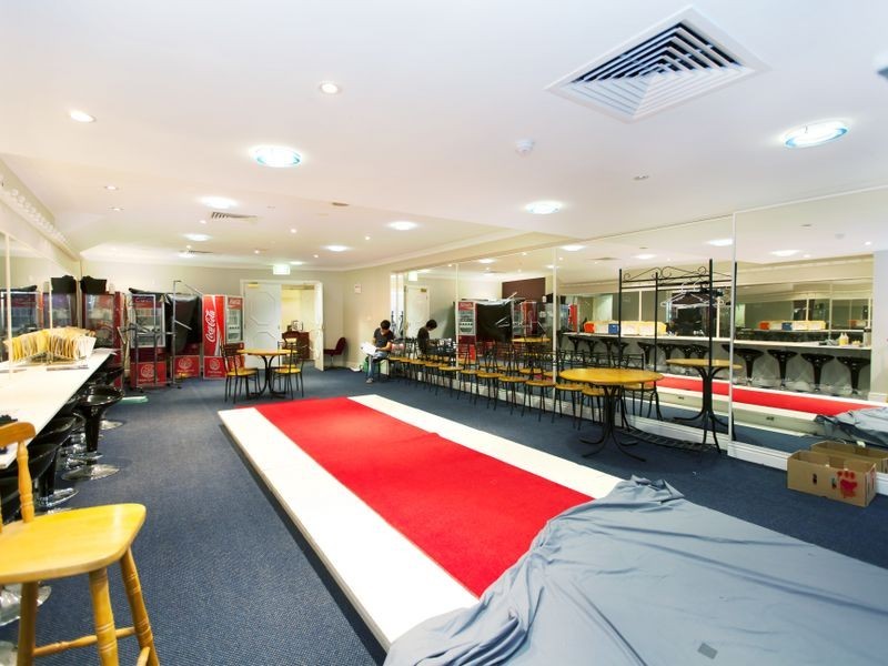 170/24 Queensland Avenue, Broadbeach QLD 4218