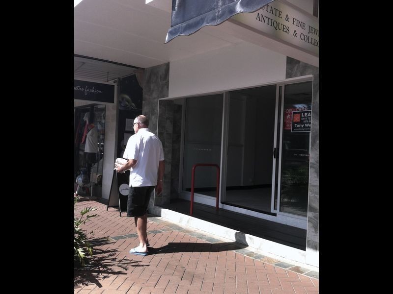 12 James Street, Burleigh Heads QLD 4220