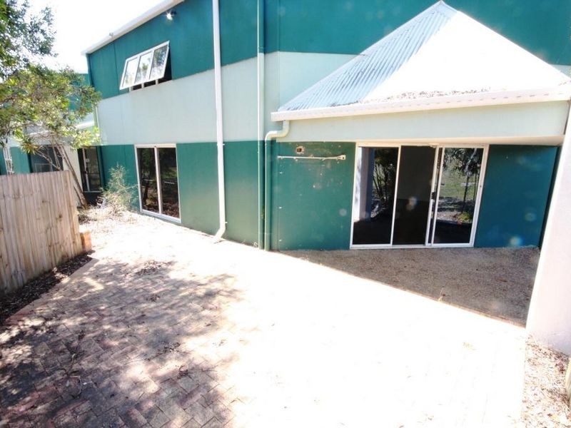 2/9 Technology Drive, Arundel QLD 4214