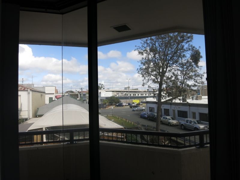 8/23 Nind Street, Southport QLD 4215