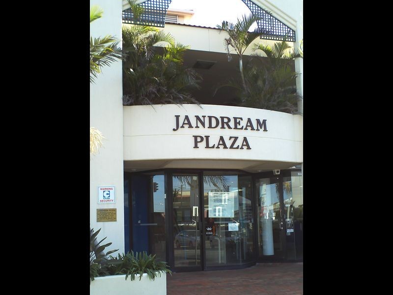 8/23 Nind Street, Southport QLD 4215