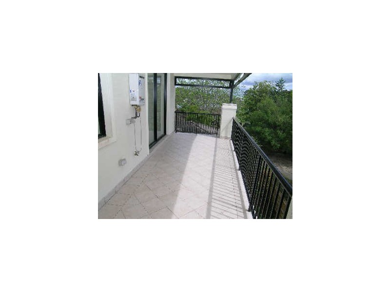 11/4a Starkey Street, Forestville NSW 2087