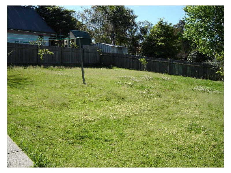 10 Fitzpatrick Avenue East, Frenchs Forest NSW 2086