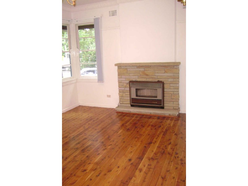 763 Warringah Road, Forestville NSW 2087