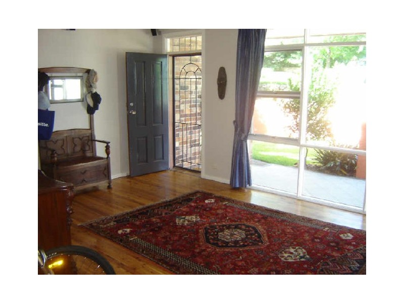 10 Rathowen Parade, Killarney Heights NSW 2087