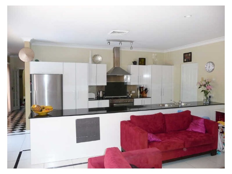 10 Ryrie Avenue, Forestville NSW 2087