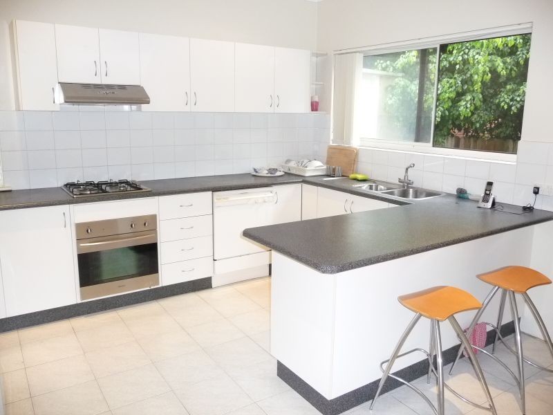 24 Currie Road, Forestville NSW 2087