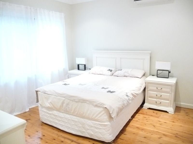 24 Currie Road, Forestville NSW 2087